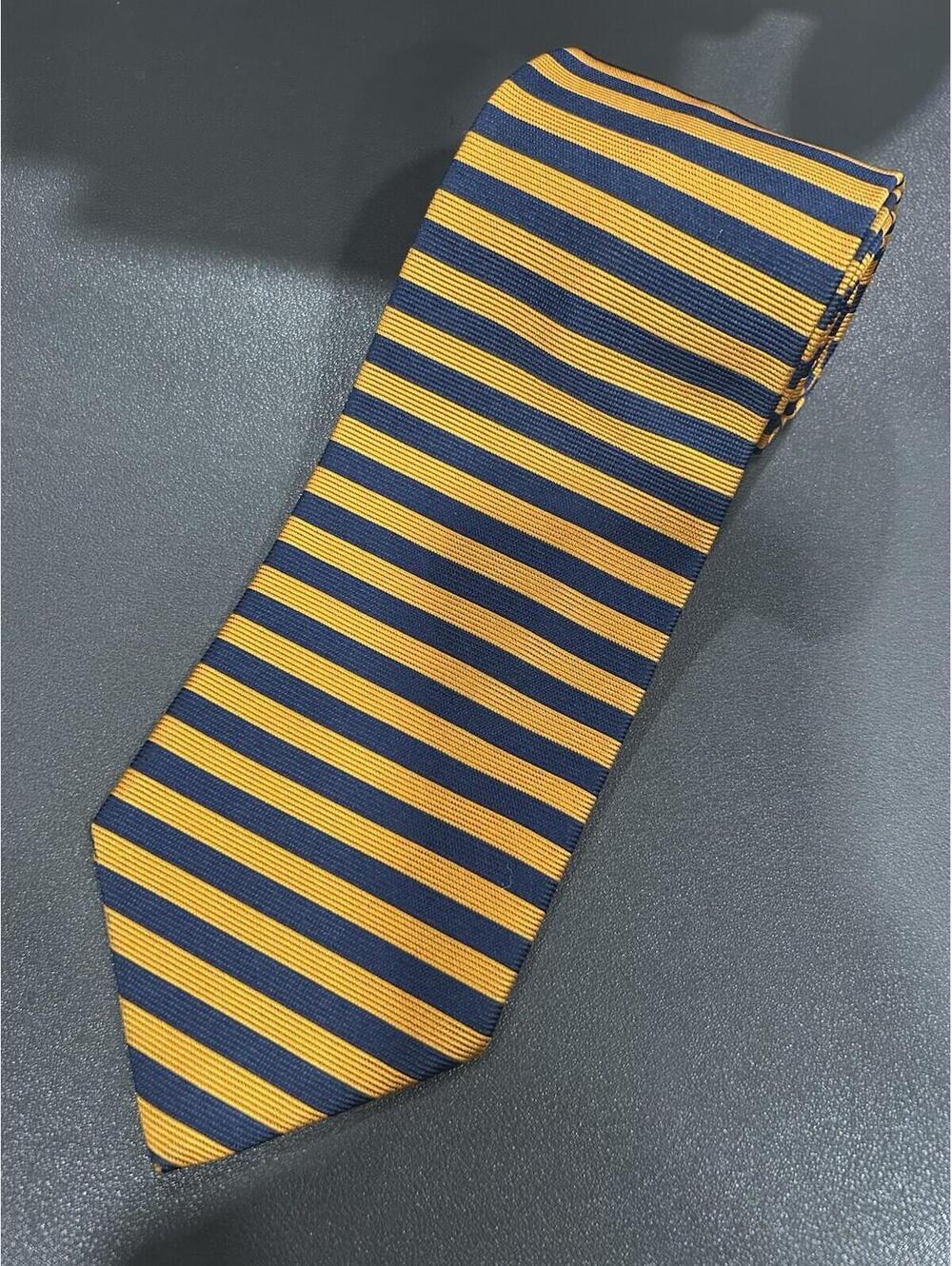 Brooks Brothers Makers 100% Silk Tie Navy Blue Gold Horizontal Stripe T1